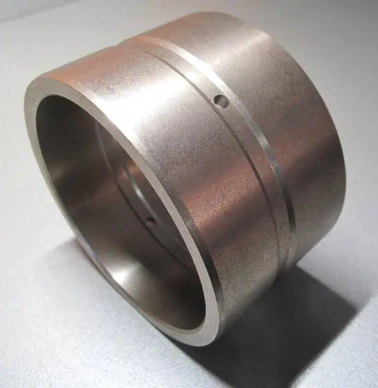 4443883 втулка&nbsp;&nbsp;23ZX230 HITACHI