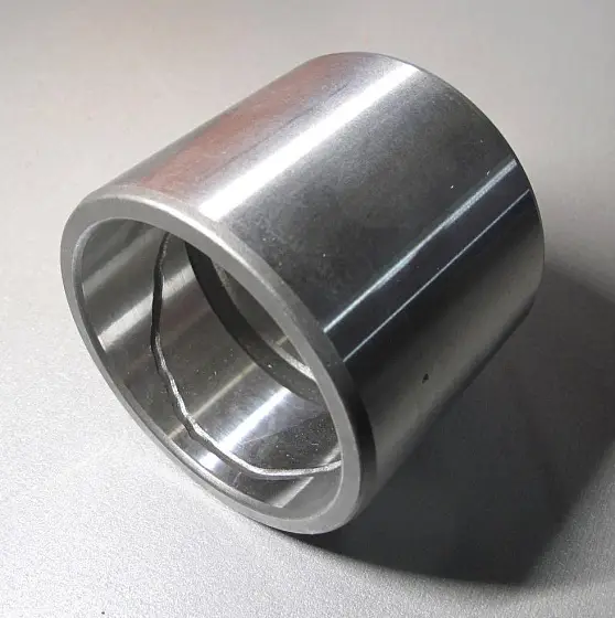 SA1172-00121 втулка 25 EC210