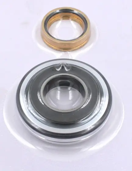 Уплотнение вала 