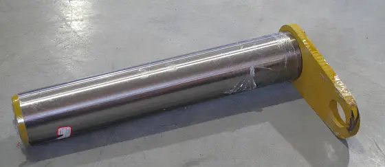 SA1173-04260 палец крепления стрелы к раме 1 EC210