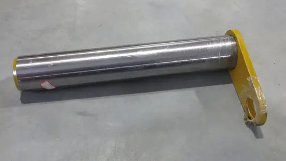 VOE14551519 палец крепления рукояти к стреле 3 EC240