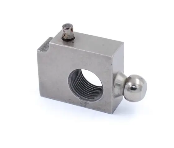 Поводок поршня со штифтом